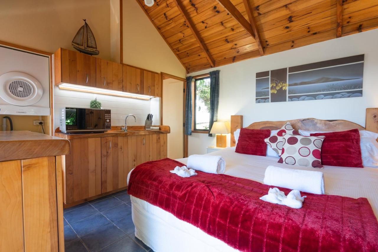 Supacute Character Cottage, Wifi, Sky Tv, Spa Bath, Spa Bath, Dble Kayak And Possibly A Car! Palm Beach Exteriör bild