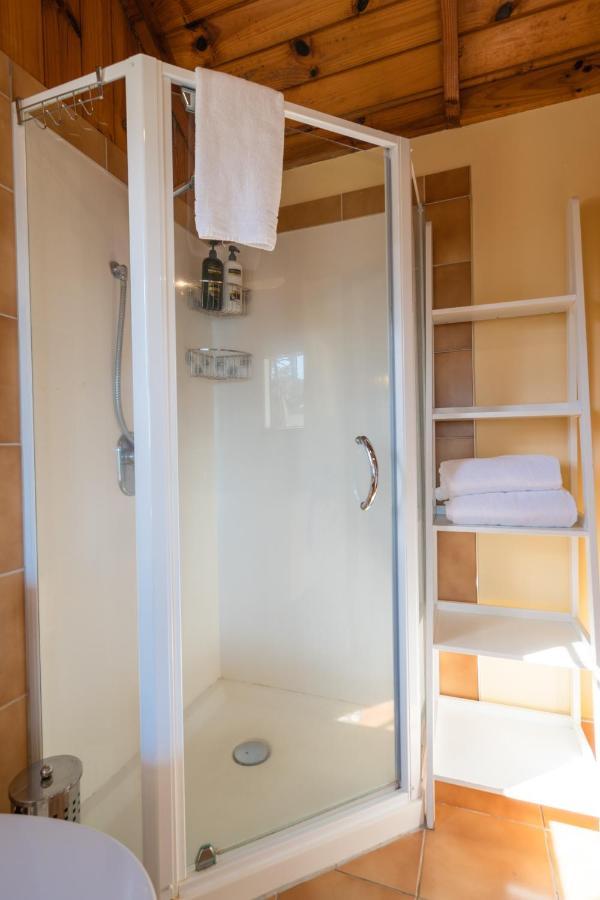 Supacute Character Cottage, Wifi, Sky Tv, Spa Bath, Spa Bath, Dble Kayak And Possibly A Car! Palm Beach Exteriör bild