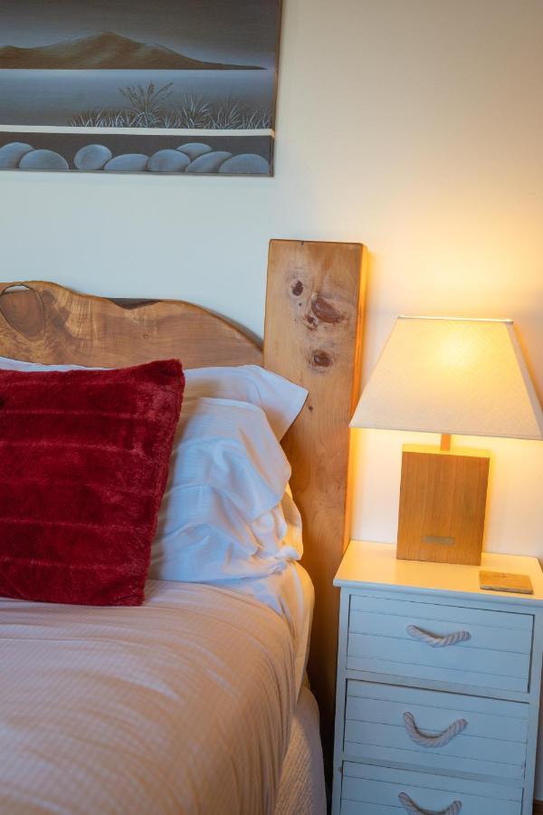 Supacute Character Cottage, Wifi, Sky Tv, Spa Bath, Spa Bath, Dble Kayak And Possibly A Car! Palm Beach Exteriör bild